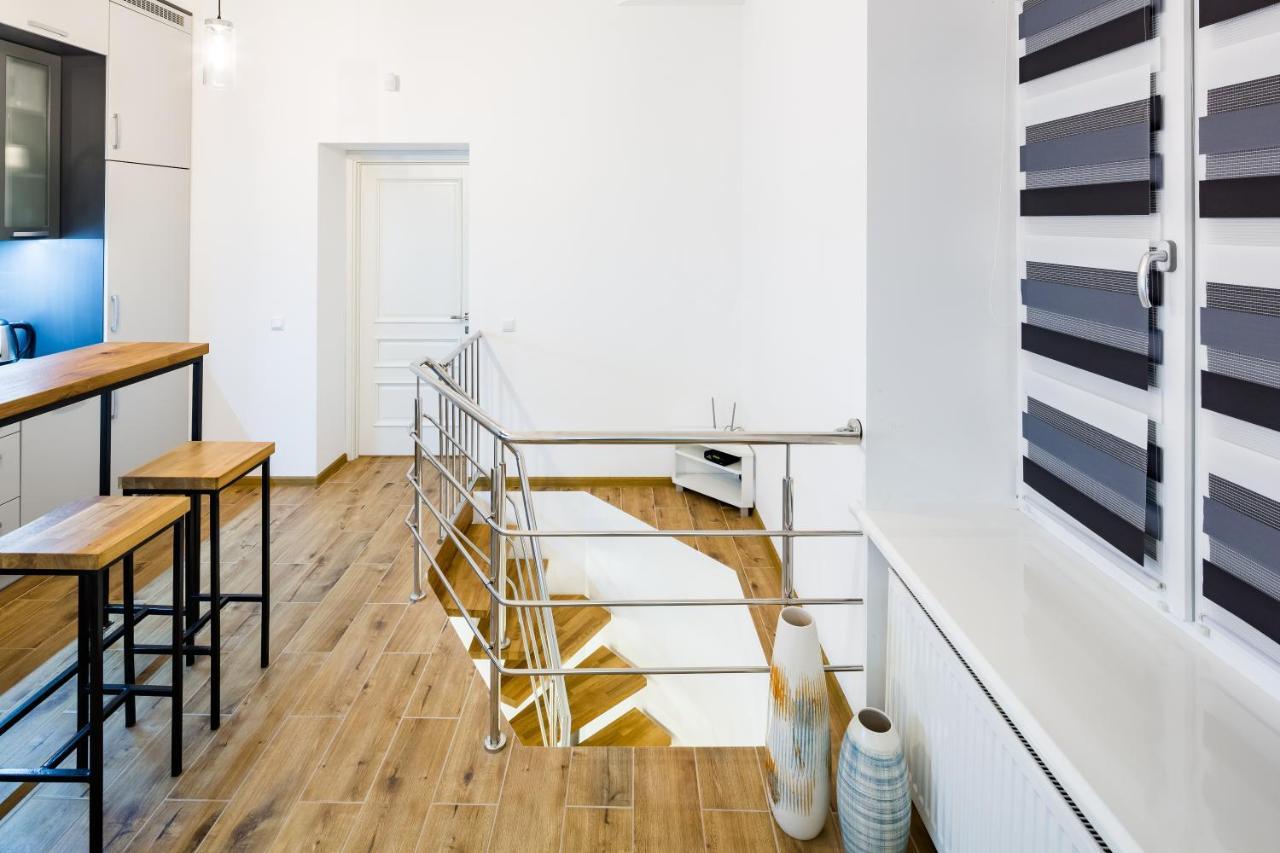 New Large 2 Bedroom In Lviv Historic Centre Εξωτερικό φωτογραφία